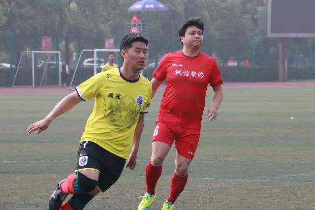 浙江队4-1获胜，主帅称赞队员对球迷的决心